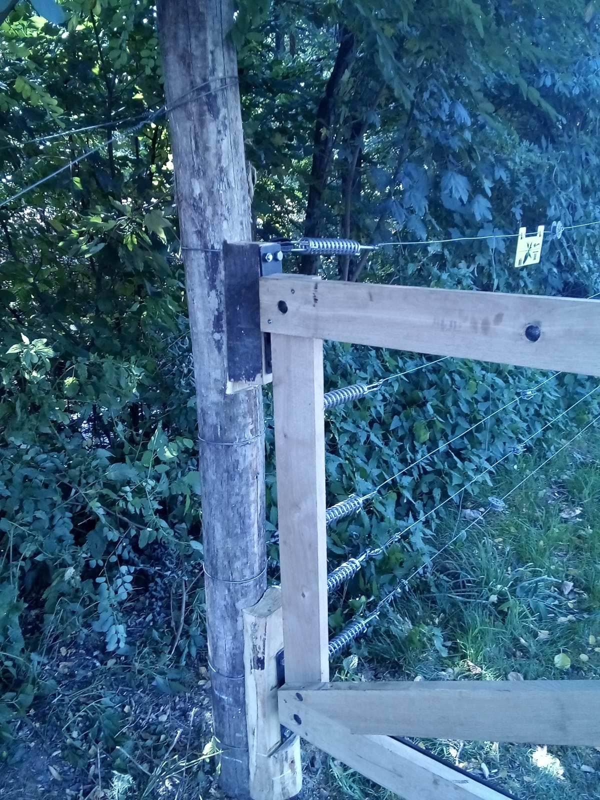 Elektrozaun Befestigung